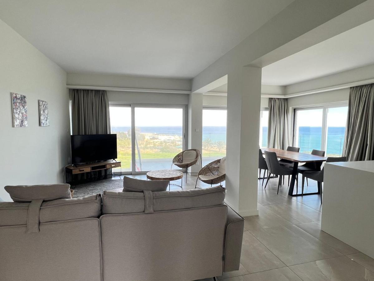 Emerald Suites Protaras Bagian luar foto