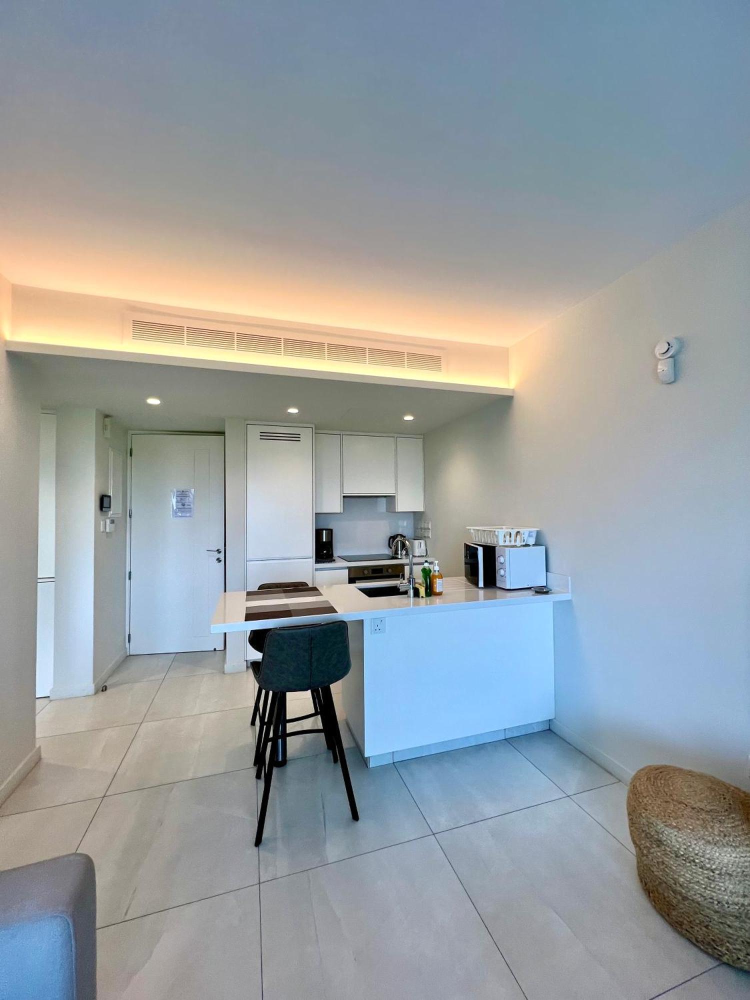 Emerald Suites Protaras Bagian luar foto