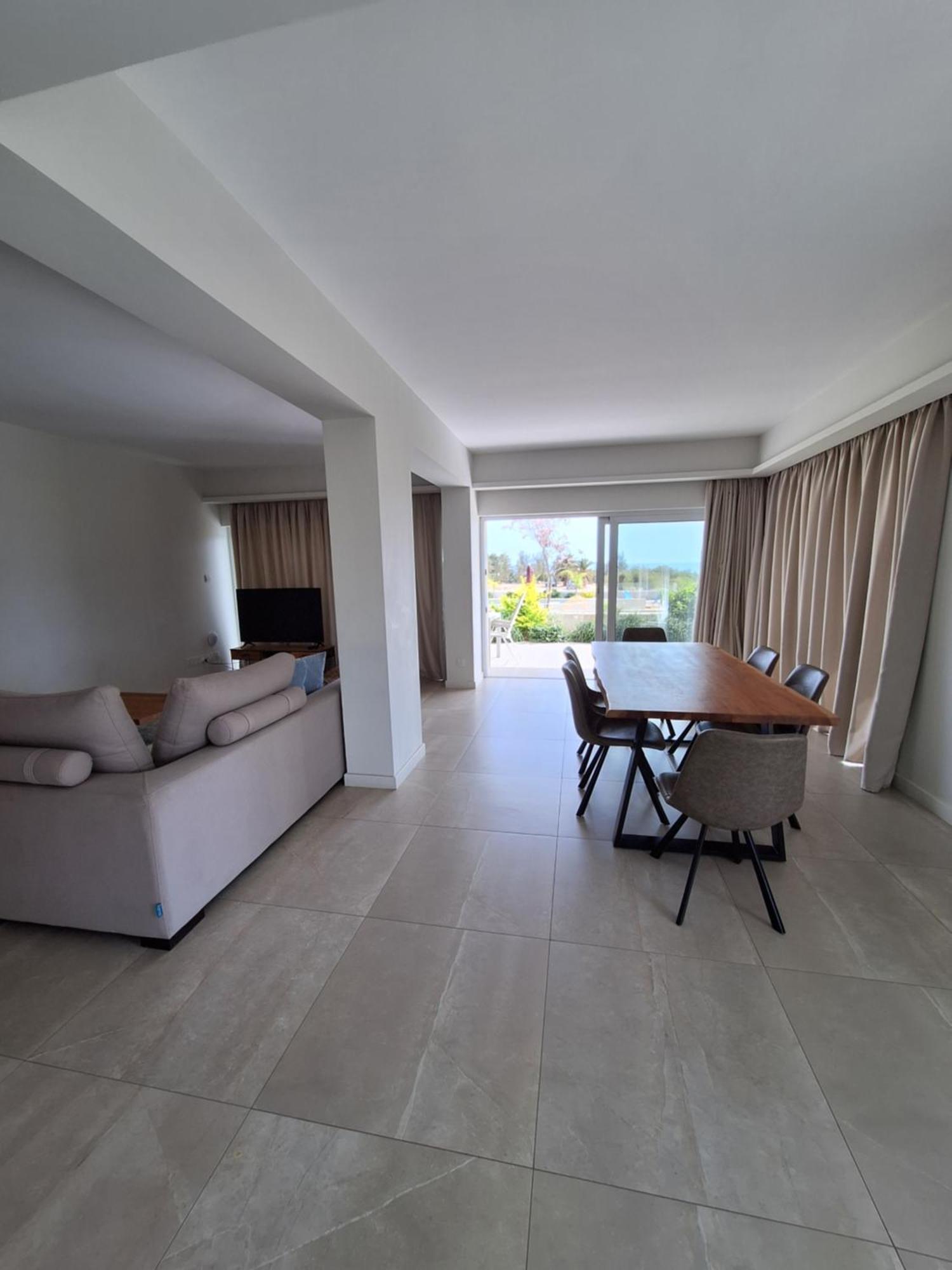Emerald Suites Protaras Bagian luar foto