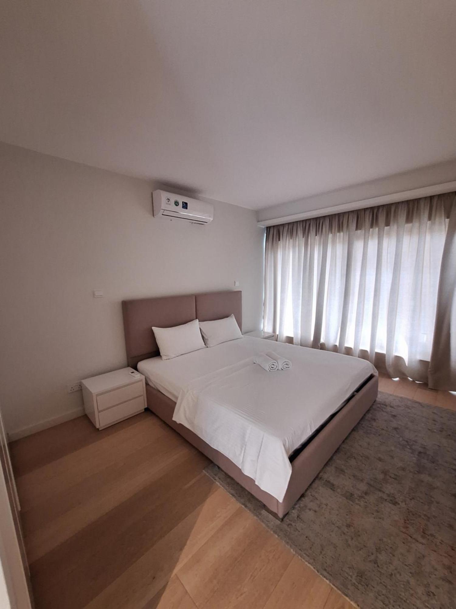 Emerald Suites Protaras Bagian luar foto