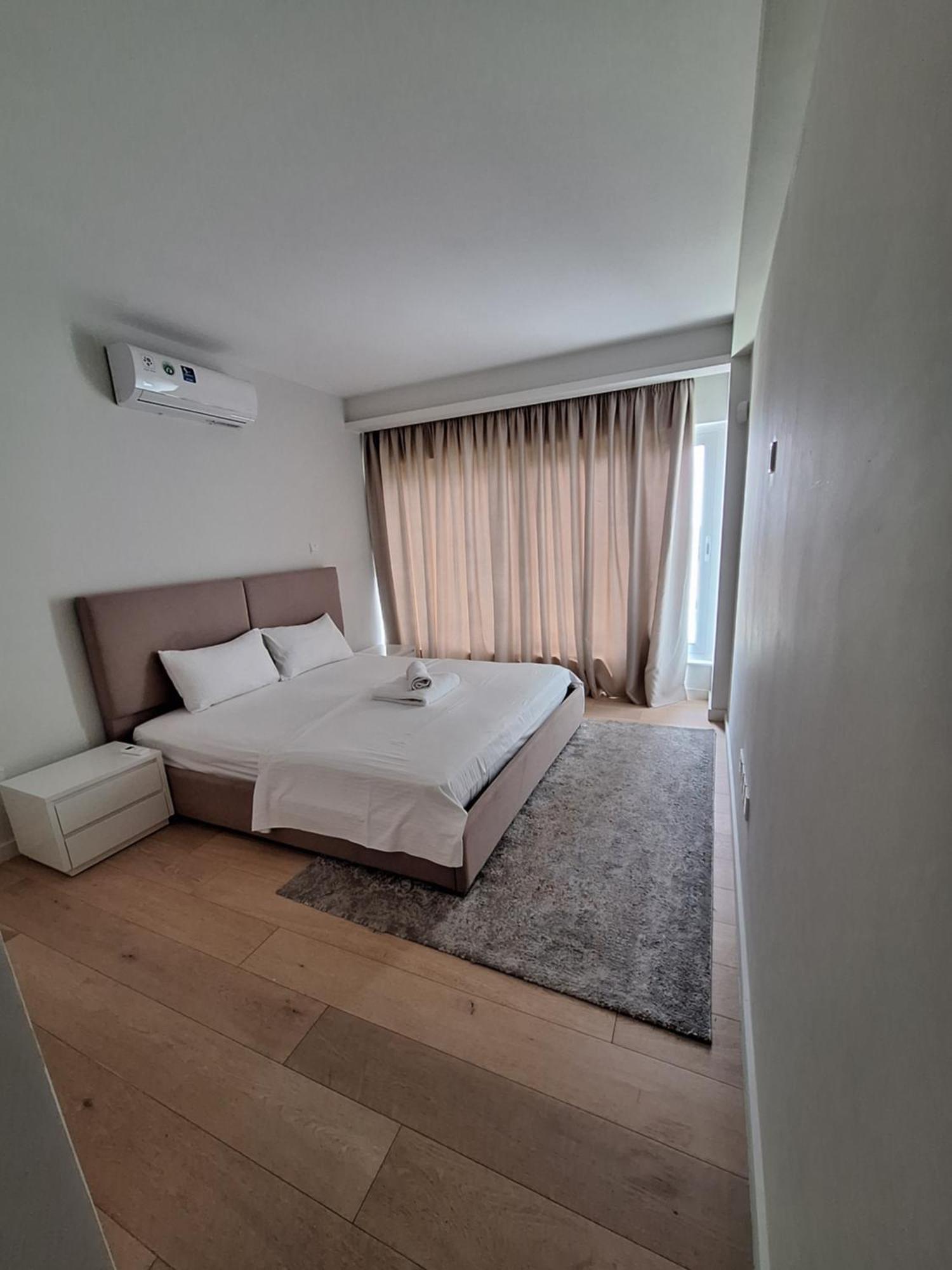 Emerald Suites Protaras Bagian luar foto
